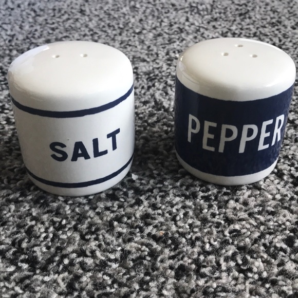 Kate Spade Orders Up Salt & Pepper Shaker Set - Picture 2 of 8